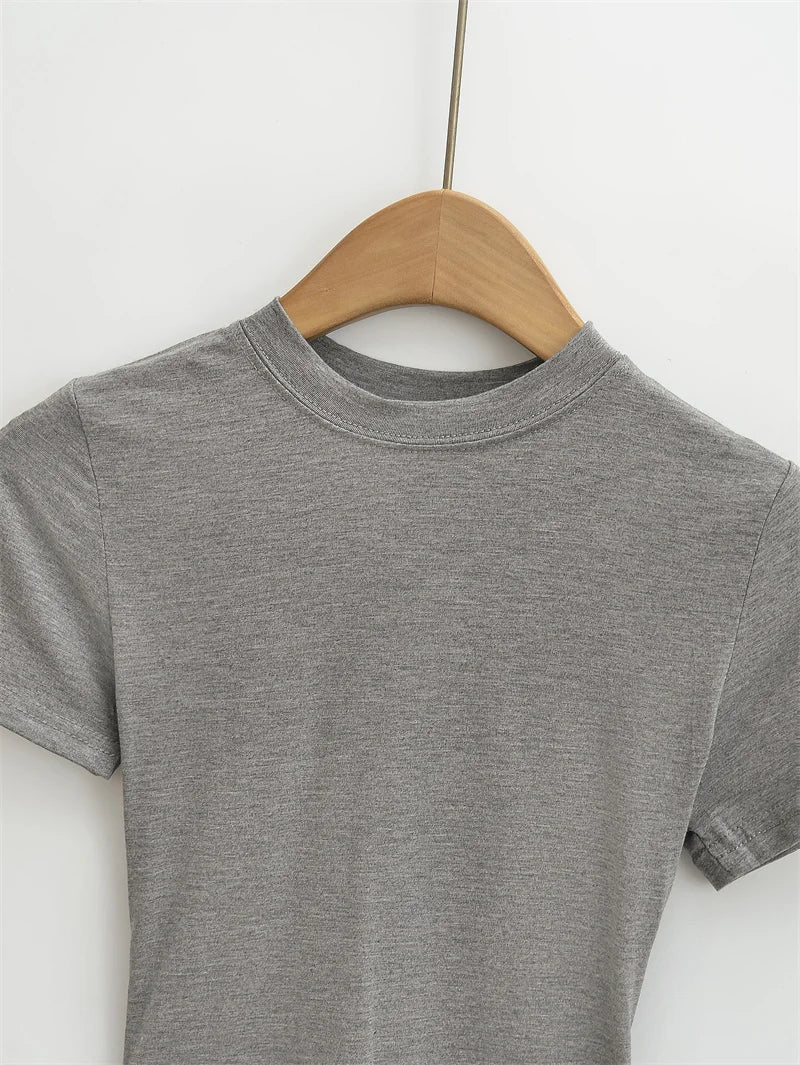 Women's Slim Fit Casual T-Shirt - Short Sleeve Top