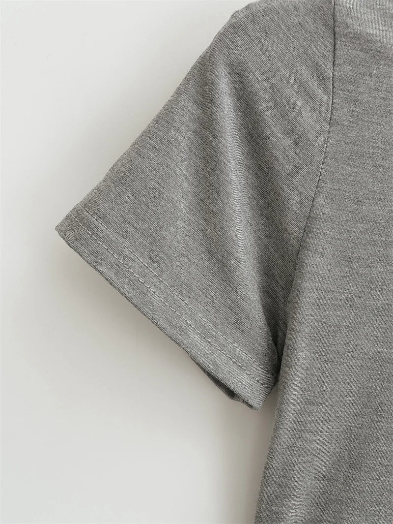Women's Slim Fit Casual T-Shirt - Short Sleeve Top
